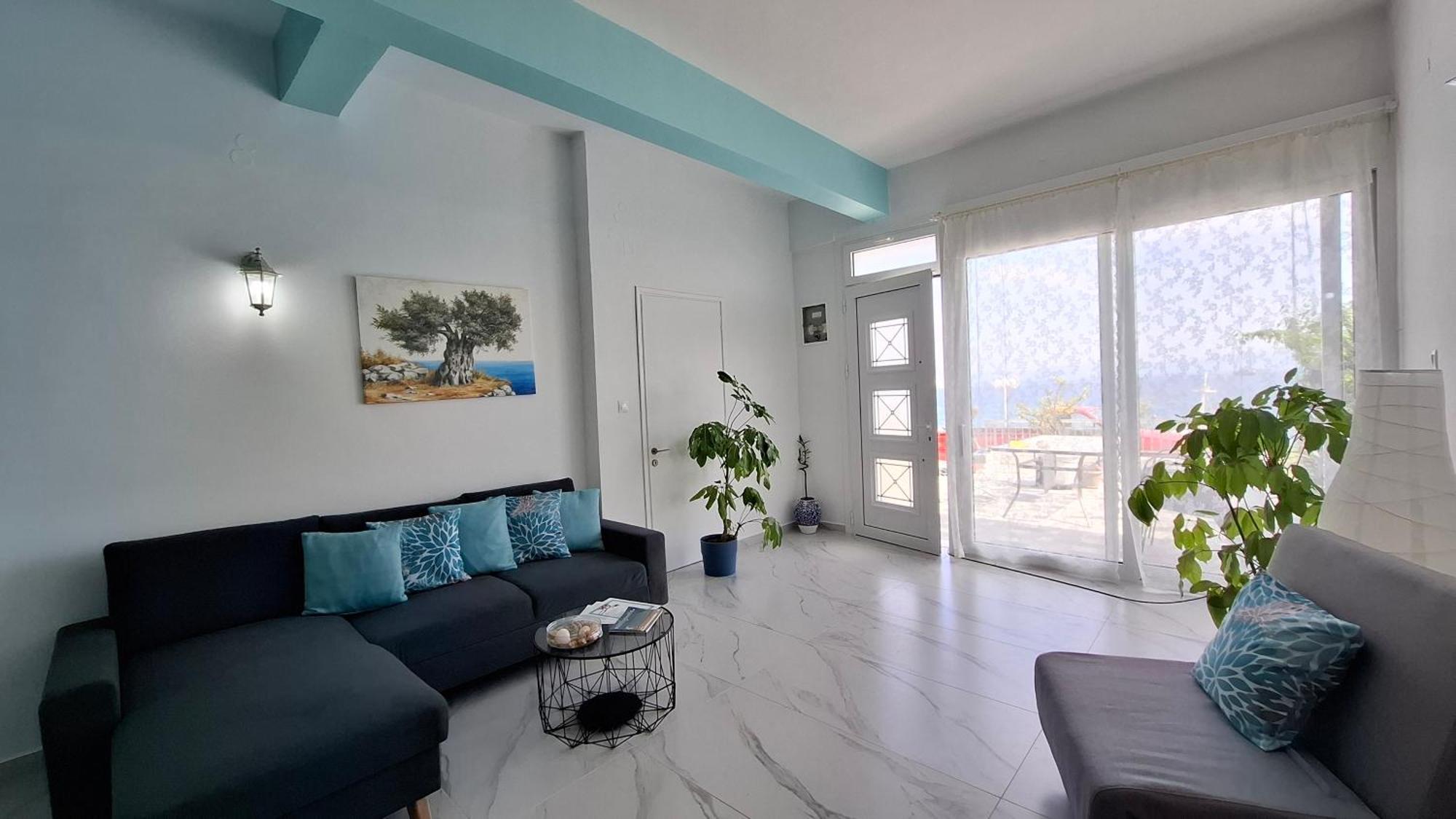 Antony'S Apartment Sea View Тірос Екстер'єр фото